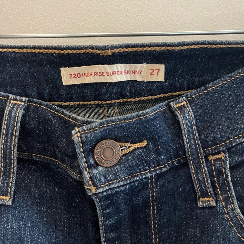 LEVIS High Rise - Picture 3 of 3
